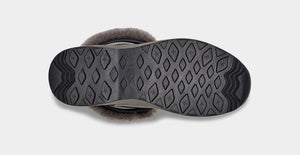 UGG - Women Adirondack II Boot Black and Grey - Clique Apparel