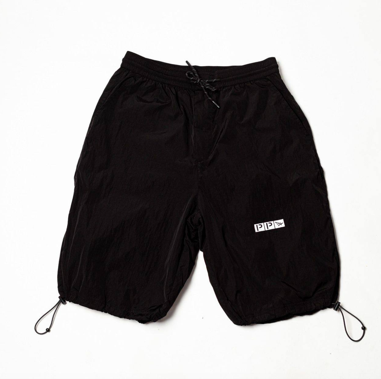 PAPER PLANE PARACHUTE SHORT-BLACK - Clique Apparel